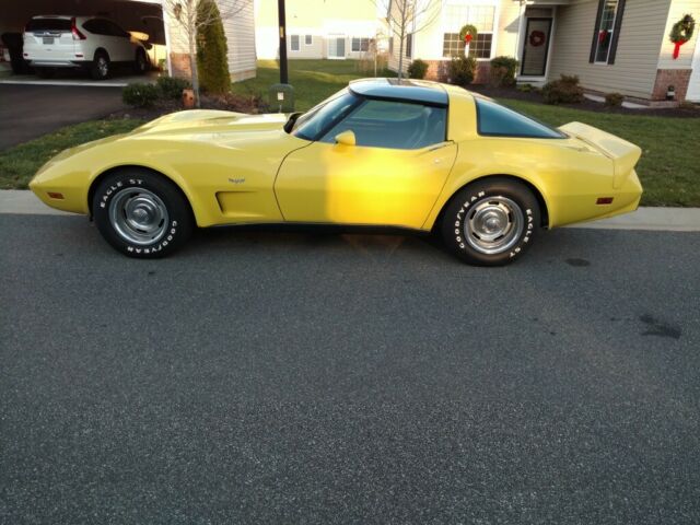 1979 Yellow Chevrolet Corvette Coupe