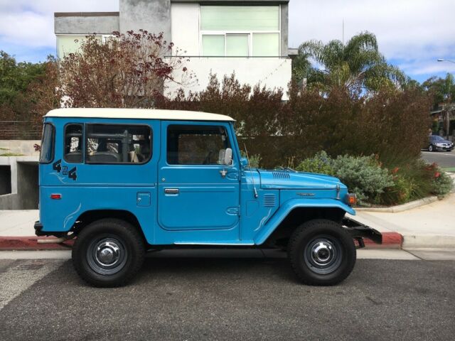 1979 Blue Toyota Land Cruiser
