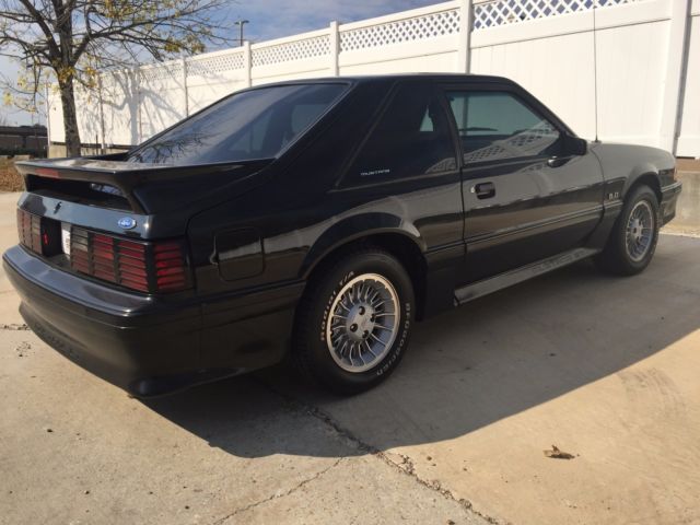 1990 Black Ford Mustang Hatchback