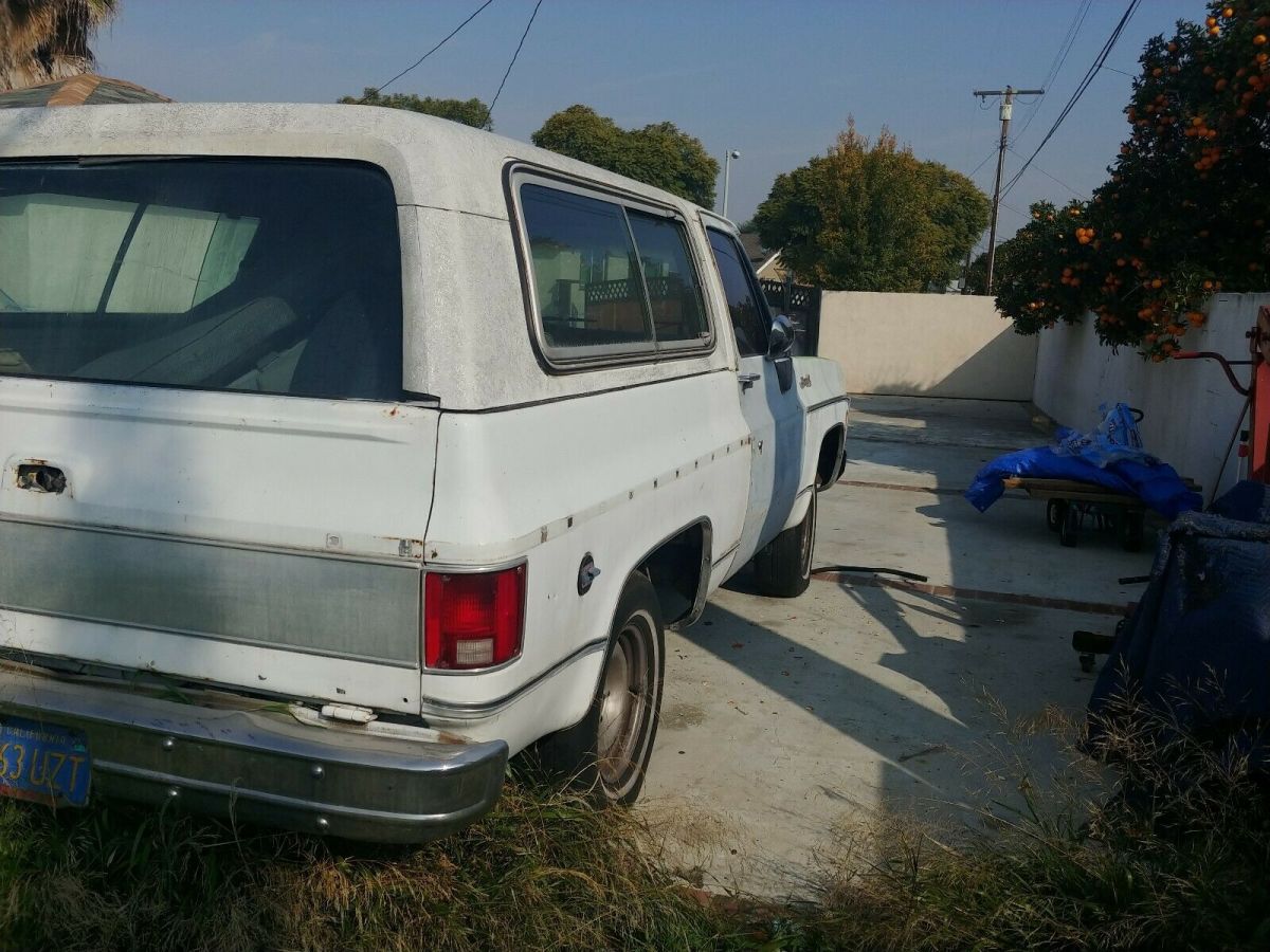 1977 GMC Jimmy sport utility