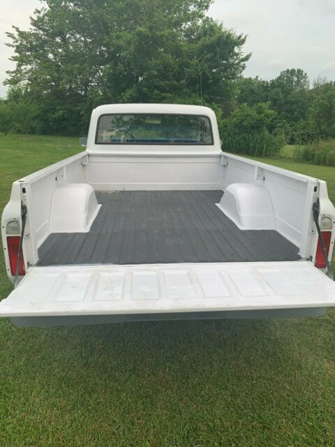1968 White Chevrolet C-10 Pickup Truck