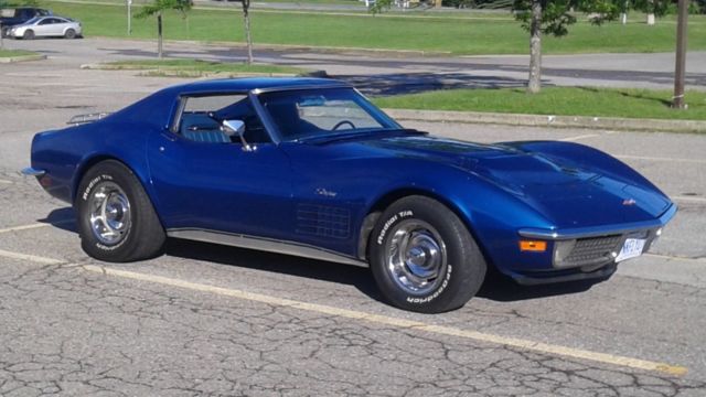 1971 Blue Chevrolet Corvette Coupe