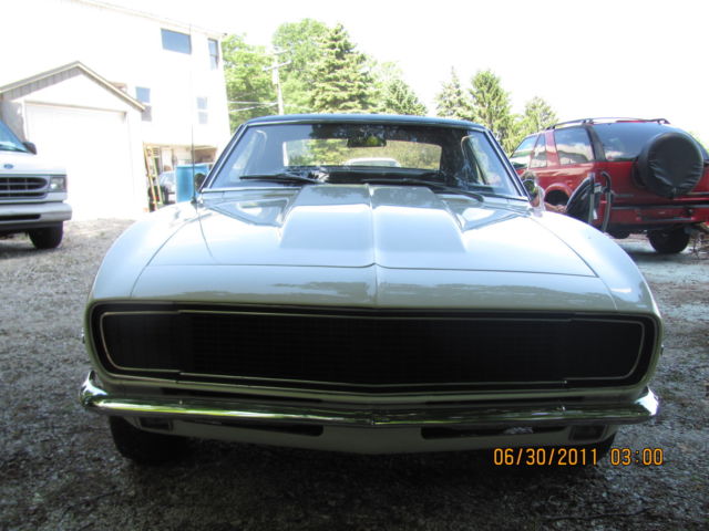 1967 White Chevrolet Camaro