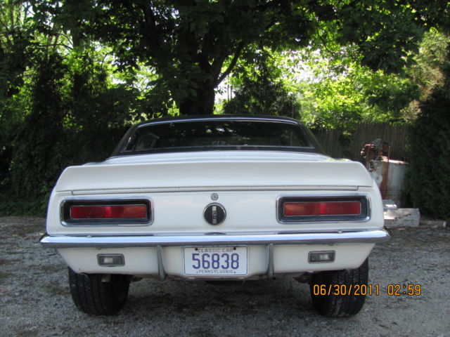 1967 White Chevrolet Camaro