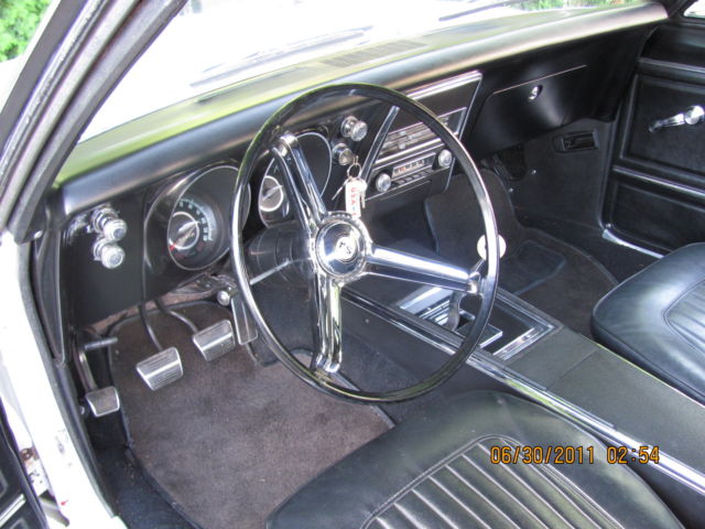 1967 White Chevrolet Camaro