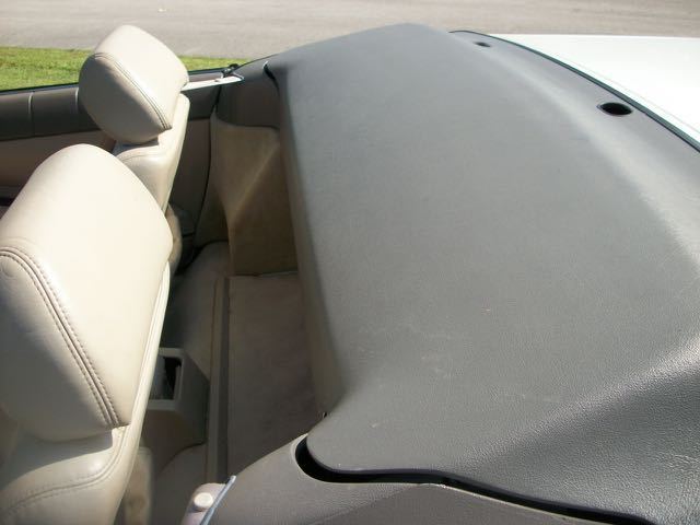 1993 White Cadillac Allante Convertible