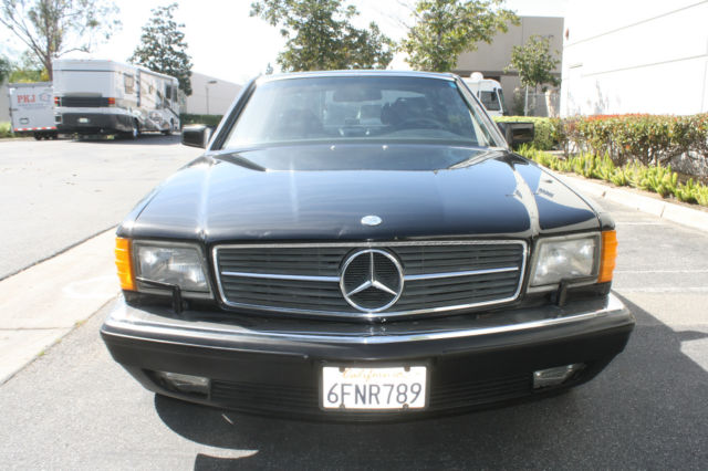 1989 Black Mercedes-Benz 500-Series Coupe