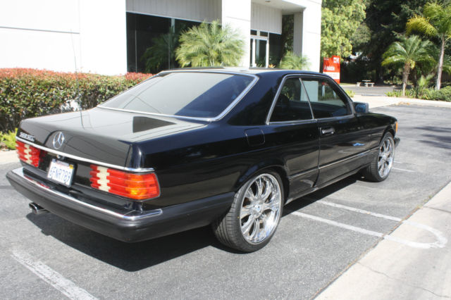1989 Black Mercedes-Benz 500-Series Coupe