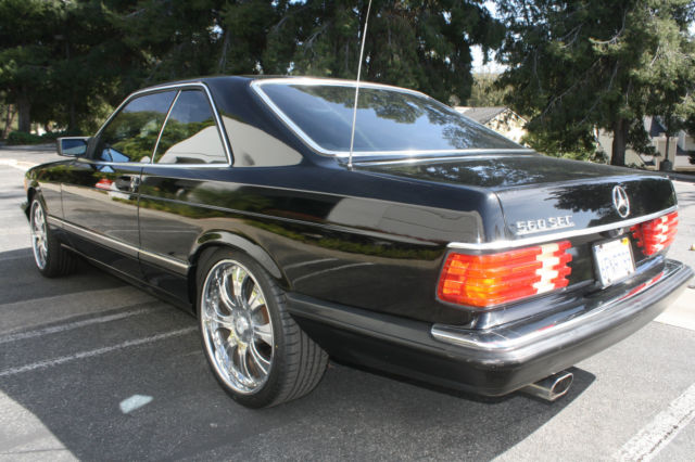1989 Black Mercedes-Benz 500-Series Coupe