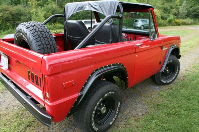 1970 Red Ford Bronco