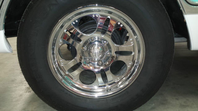 1967 BLUE/WHITE Chevrolet C-10