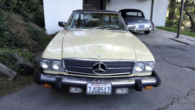 1977 Yellow Mercedes-Benz SL-Class Convertible