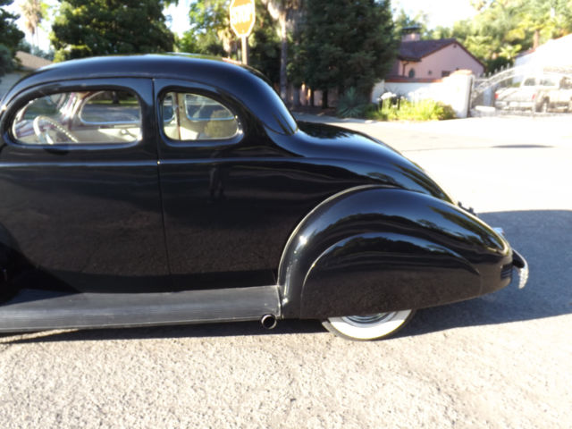 1938 Black Ford Deluxe Coupe Coupe