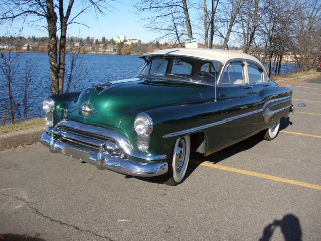 1951 Green Oldsmobile Ninety-Eight Sedan