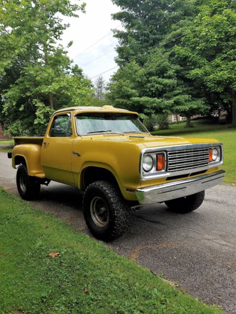 1978 Yellow Dodge Power Wagon