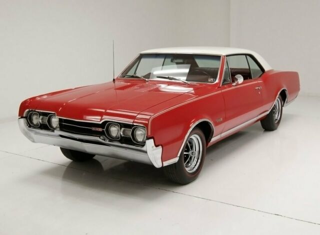 1967 Red Oldsmobile 442