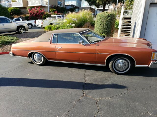 1973 BRONZE Ford LTD Sedan