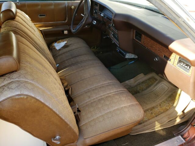 1973 BRONZE Ford LTD Sedan