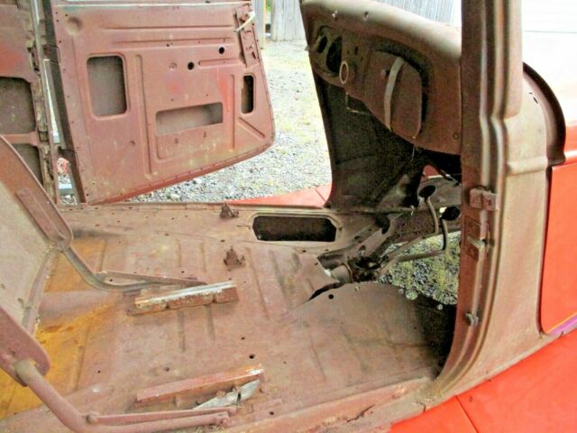 1933 Rusty Ford Tudor 2 Dr. Sedan