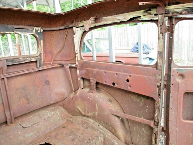 1933 Rusty Ford Tudor 2 Dr. Sedan