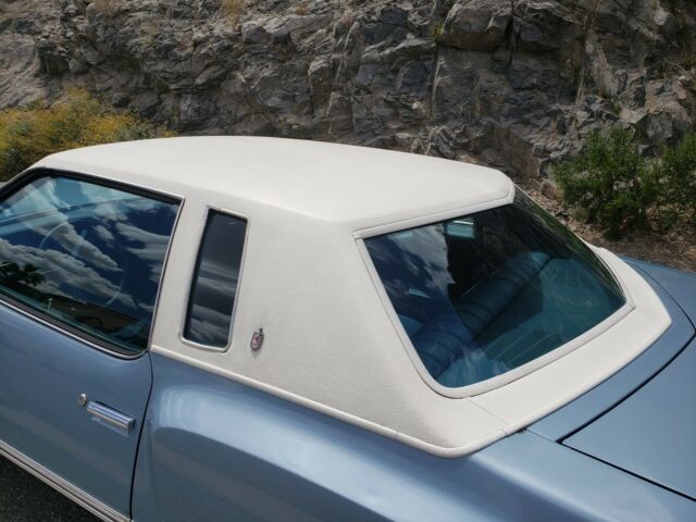 1976 Blue Chevrolet Monte Carlo Coupe