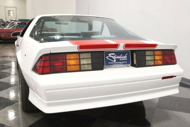 1992 White Chevrolet Camaro Coupe