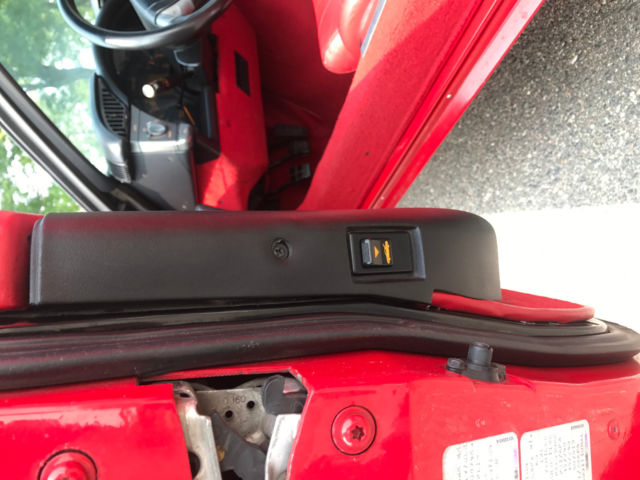 1990 RED Chevrolet Corvette