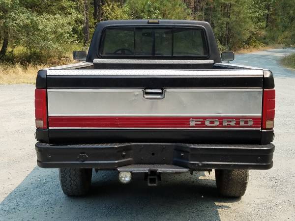1986 Black Ford F-250
