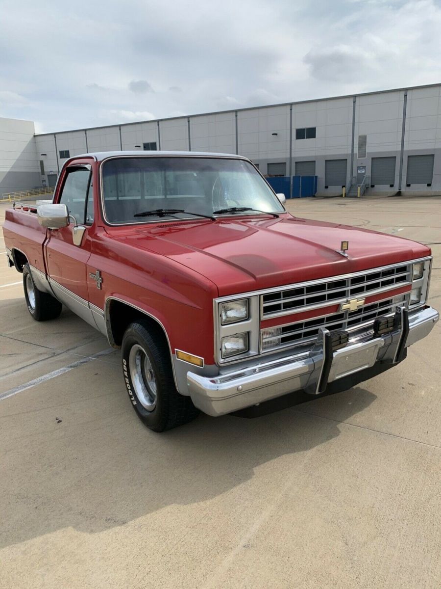 1985 Chevrolet C-10 Standard Cab Pickup