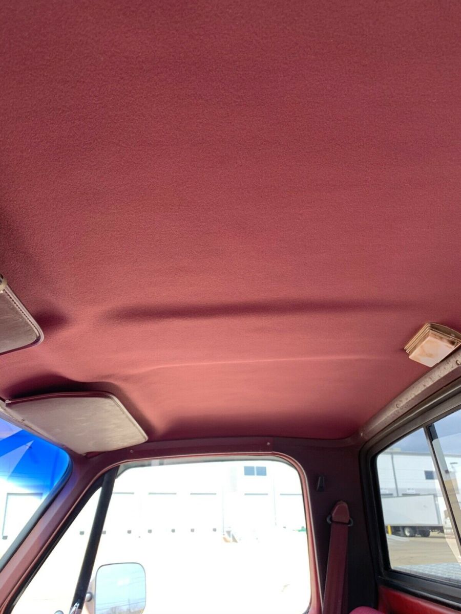 1985 Chevrolet C-10 Standard Cab Pickup