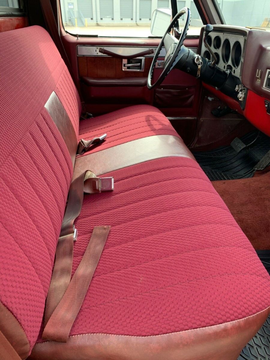 1985 Chevrolet C-10 Standard Cab Pickup