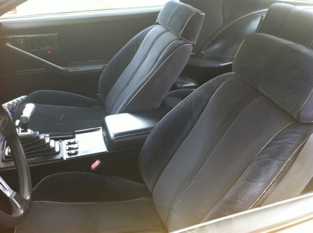 1986 Yellow Chevrolet Camaro Coupe