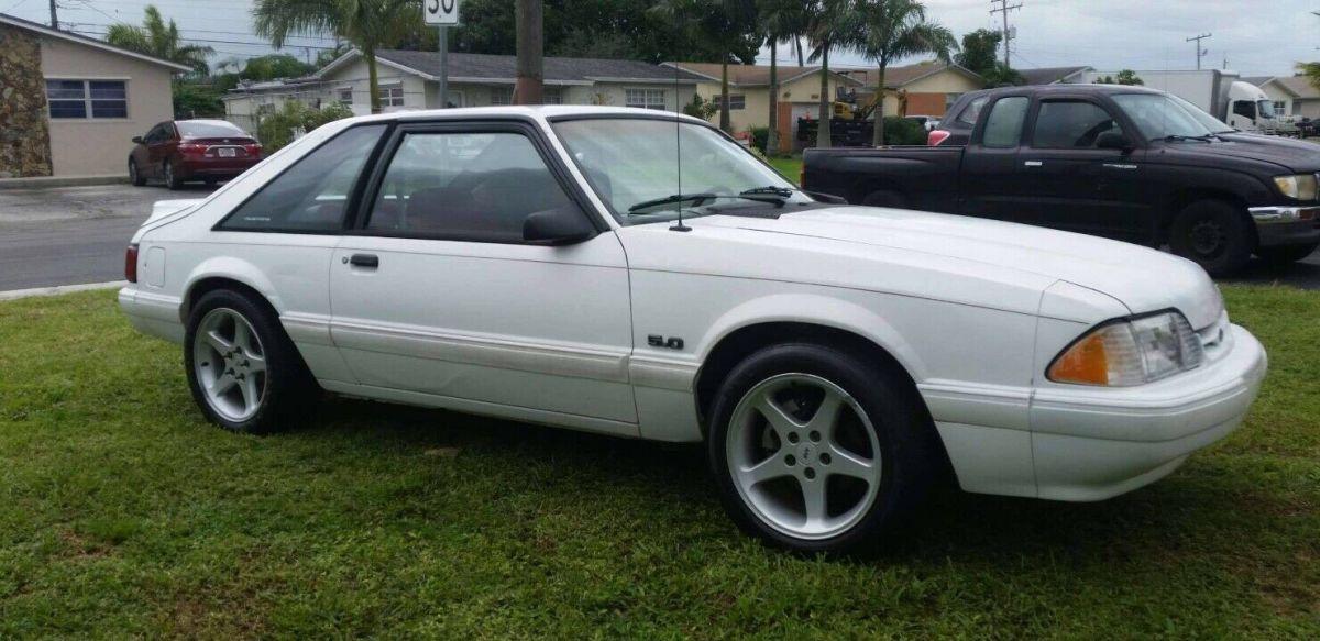 1993 Ford Mustang Fastback