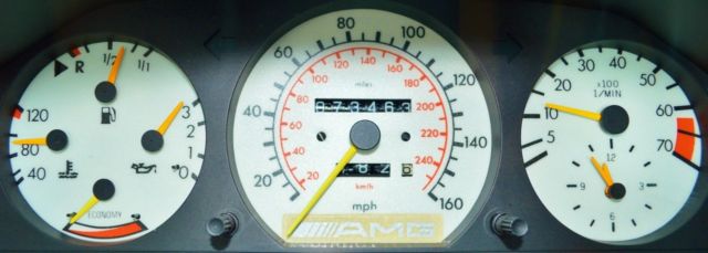 1988 White Mercedes-Benz 300-Series Coupe