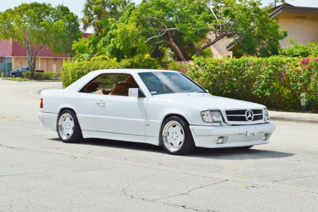 1988 White Mercedes-Benz 300-Series Coupe