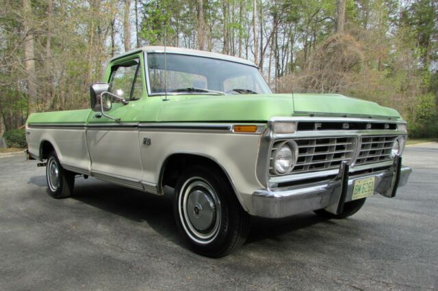 1974 Green Ford F-100 Standard Cab Pickup