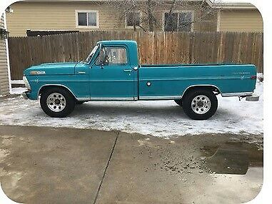 1970 Blue Ford F-250