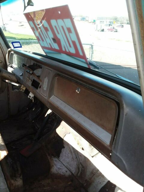 1966 510 TURQUIOSE Chevrolet C-10 REGULAR CAB SHORT BED