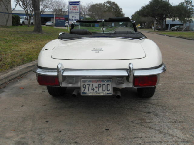 1971 White Jaguar E-Type Convertible