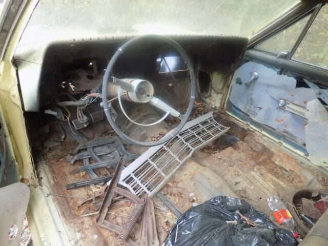 1967 Yellow Chevrolet Chevelle Hardtop