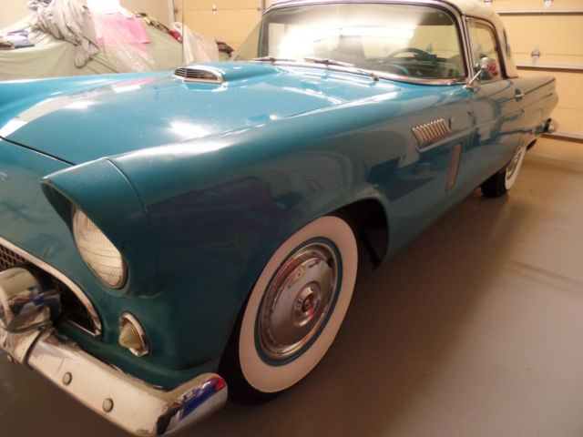 1956 Ford Thunderbird