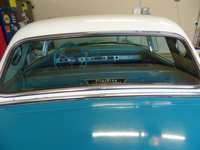 1956 Ford Thunderbird