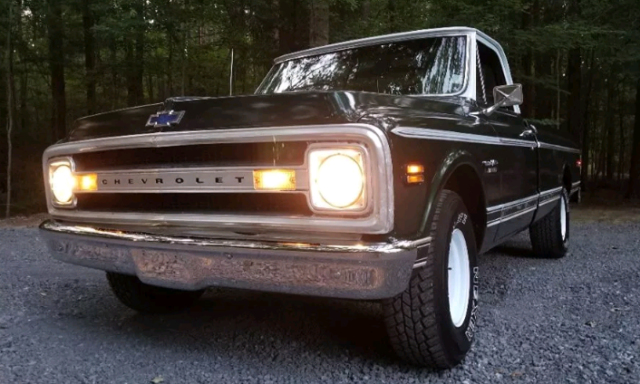 1970 Green/white Chevrolet C-10 Standard Cab Pickup
