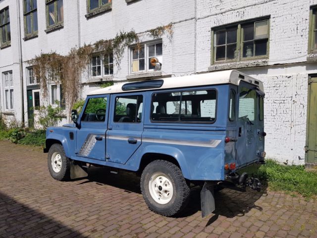 1989 Arles Blue Land Rover Defender SUV