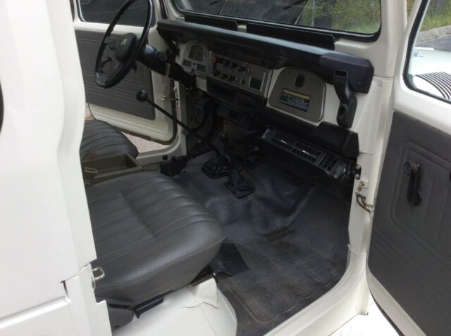 1983 White Toyota Land Cruiser SUV