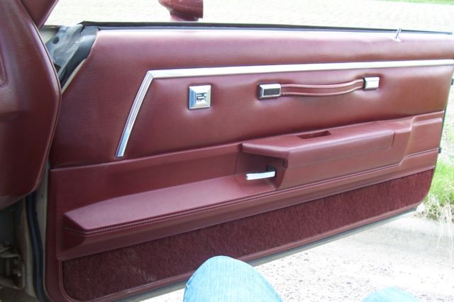 1982 Redwood/Beige Chevrolet El Camino Standard Cab Pickup