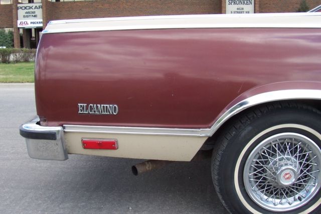 1982 Redwood/Beige Chevrolet El Camino Standard Cab Pickup