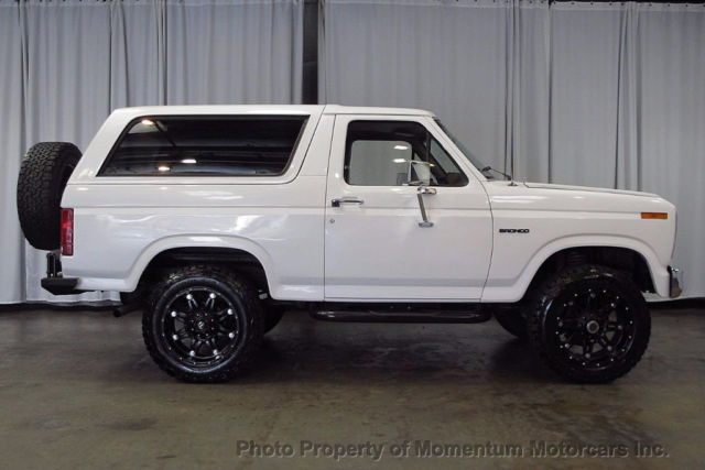 1983 White Ford Bronco SUV