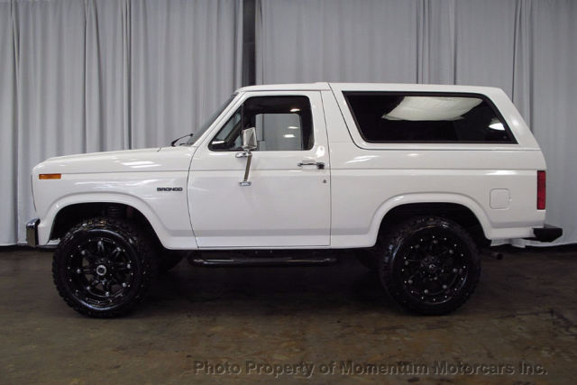 1983 White Ford Bronco SUV