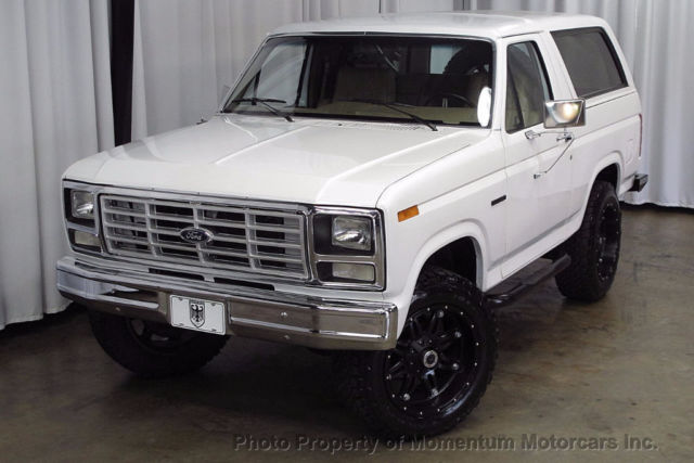 1983 White Ford Bronco SUV